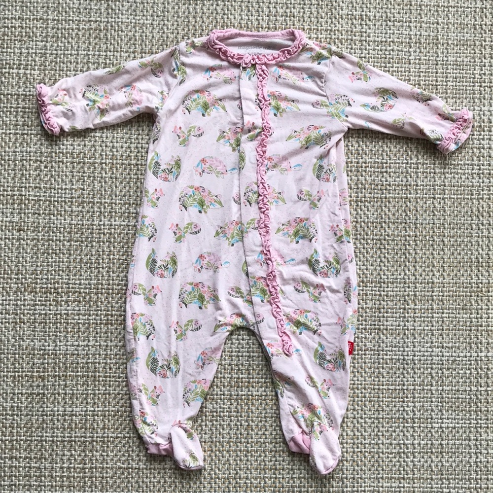 Magnetic Me Footie (size 0-3m)